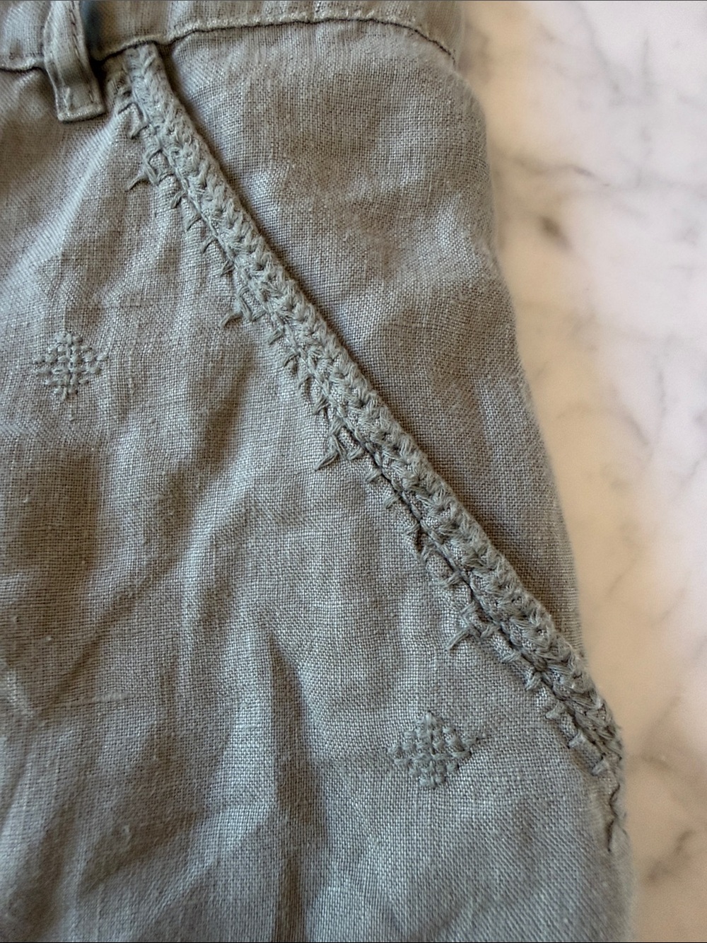 JW Los Angeles linen sage green pants with floral embroidery. Small NWOT - Picture 6 of 6